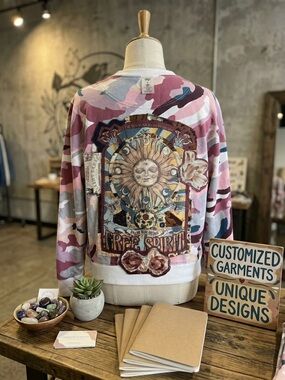 dip Pink Camo 'Free Spirit' Graphic Crewneck Sweatshirt